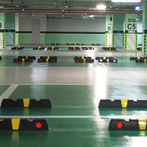 Đặc Điểm Cục Chặn Lùi Xe: