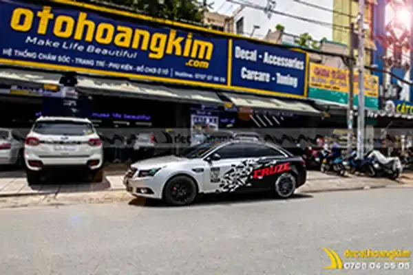 Tem-xe-chevrolet-cruze-cccr043