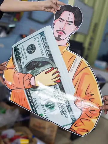 Hướng Dẫn Chi Tiết Cách Chế Tem Xe Ô Tô An Toàn Và Hiệu Quả