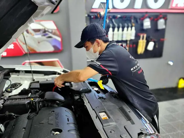 Dịch Vụ Thay Nhớt Xe Ô Tô Uy Tín - Gtx Auto Care