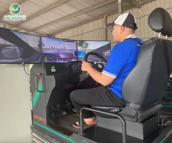 Lái Xe Cabin Mô Phỏng