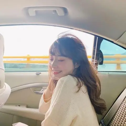 Mẹo Chụp Ảnh Trên Xe Ô Tô Giúp Chị Em Có Những Bức Ảnh Nghìn Like