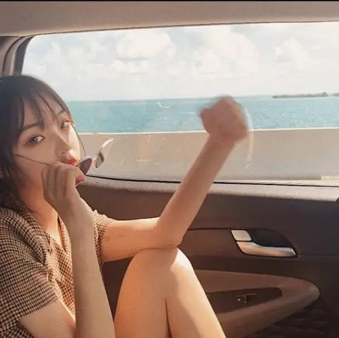 Mẹo Chụp Ảnh Trên Xe Ô Tô Giúp Chị Em Có Những Bức Ảnh Nghìn Like