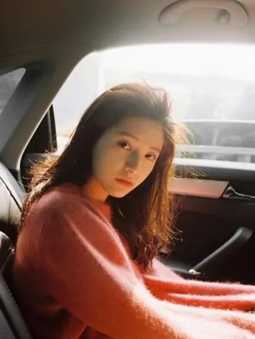 Mẹo Chụp Ảnh Trên Xe Ô Tô Giúp Chị Em Có Những Bức Ảnh Nghìn Like