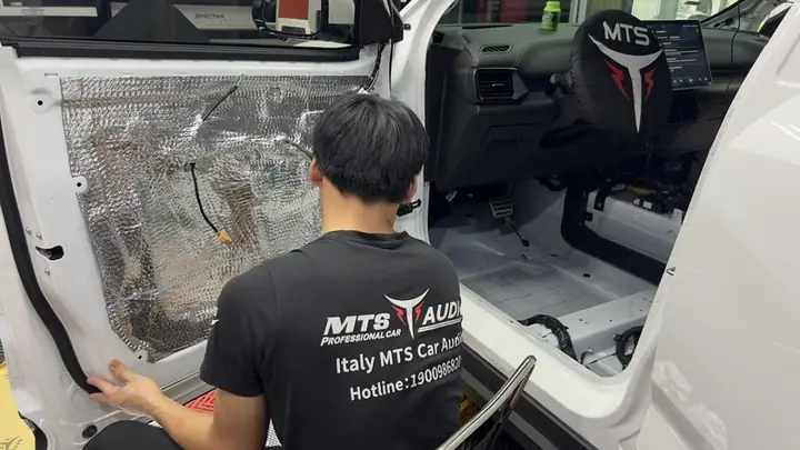 Cách Âm Cho 4 Cánh Cửa