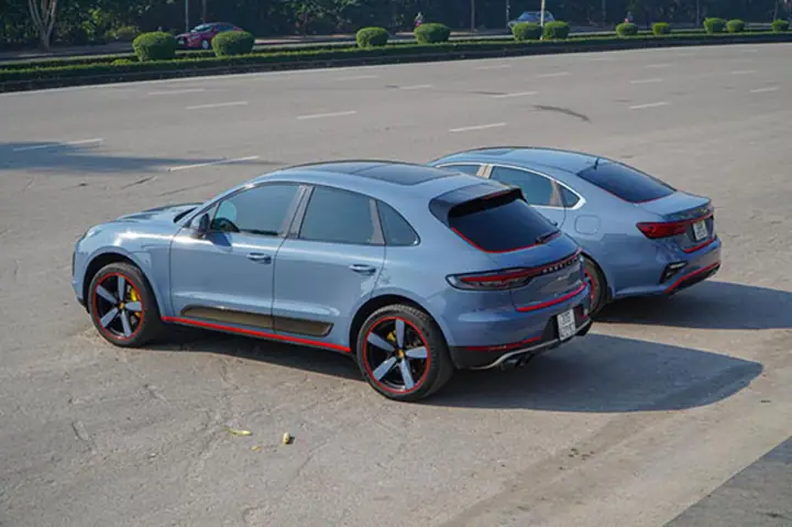 Lưu Ý Quan Trọng Khi Dán Decal Xe Ô Tô Để Không Bị Phạt