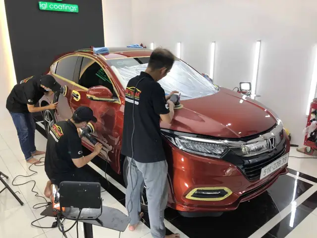 Đánh Bóng Xe Ô Tô Giúp Tiết Kiệm Thời Gian Và Chi Phí