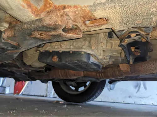 Phủ Gầm Hạn Chế Tình Trạng Trầy Xước, Biến Dạng Xe Ô Tô