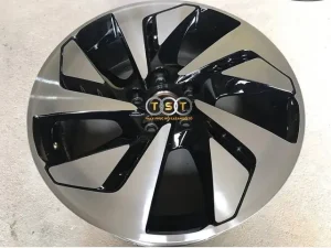 Một Số Mẫu Xe Phổ Thông Được Người Dùng Thường Xuyên Nâng Cấp Hoặc Sơn Lại Lazang: