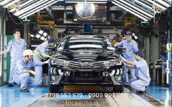 Có Nên Sửa Xe Ô Tô Trong Hãng? So Sánh Chi Tiết Ưu – Nhược Điểm