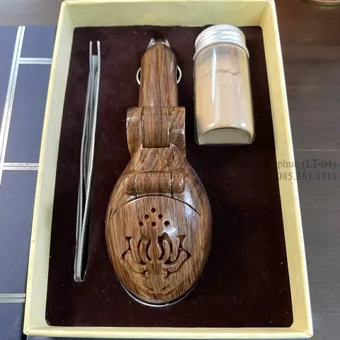 Có Nên Xông Trầm Hương Trong Xe Ô Tô