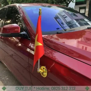 Vì Sao Nên Chọn Cờ Trang Trí Xe Ô Tô?