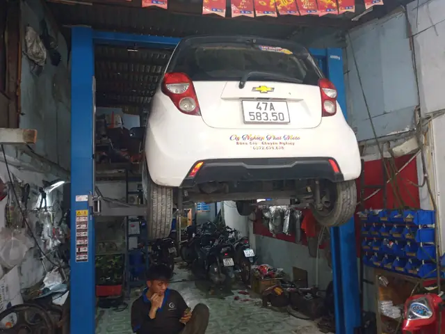 Con Lăn Ép Chì Cân Bằng Mâm Xe Ô Tô