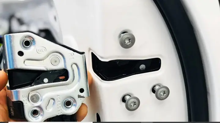 Hệ Thống Cửa Hít Owin Với Cảm Biến Chống Kẹt Cực An Toàn, Tránh Rủi Ro Cho Người Dùng