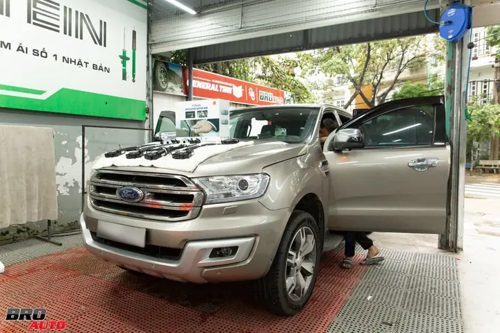 Lắp Cửa Hít Owin Tạo Sự Sang Trọng Và Đẳng Cấp Hơn Cho Xế Yêu Của Bạn