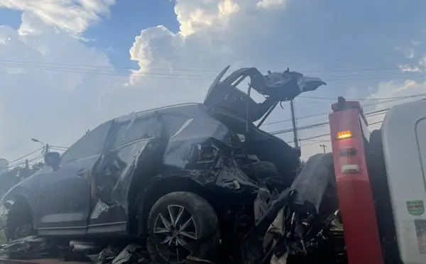 Vận Chuyển Xe Ô Tô Gặp Tai Nạn Hoặc Sự Cố