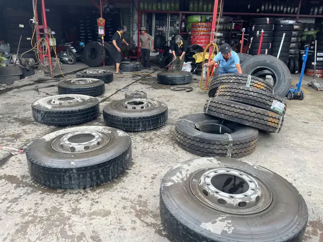 Quy Trình Kiểm Tra – Phân Loại Lốp Xe Cũ Tại Cửu Long Thiên