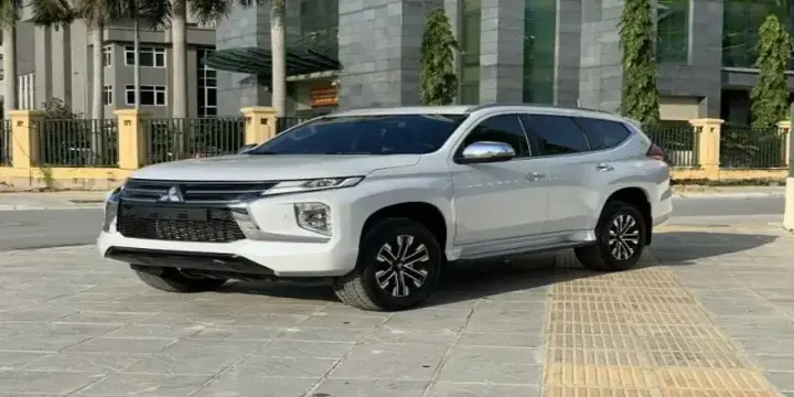 Phân Tích Chi Tiết Giá Bán Và Sự Mất Giá