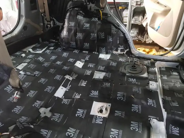 D/ Cách Âm Phần Sàn Xe