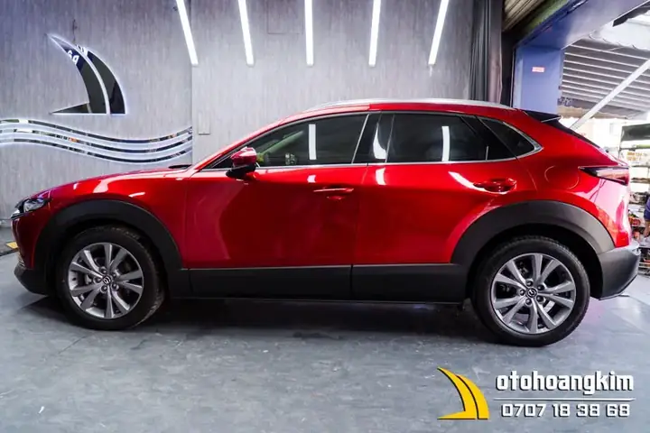 Dán Keo Trong Hay Dán Ppf Bảo Vệ Ô Tô?