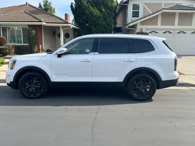 Dán Kính Mờ Xe Ô Tô: Hướng Dẫn Chi Tiết Từ A-z Để Bảo Vệ Quyền Riêng Tư Và An Toàn