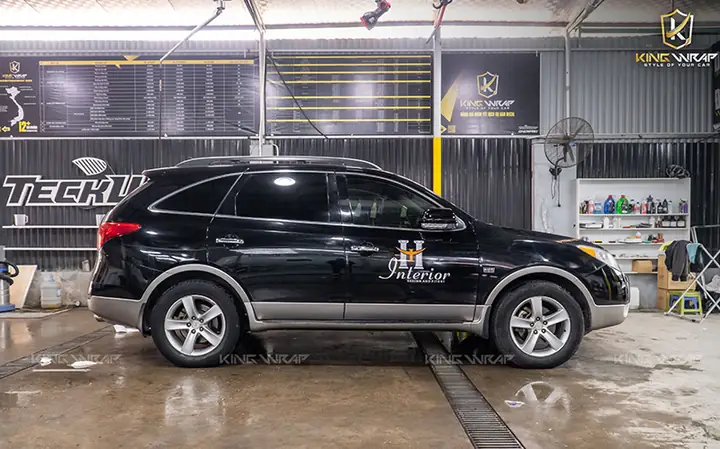 Dán Logo Trên Xe Ô Tô: Quy Định, Rủi Ro Và Hướng Dẫn An Toàn