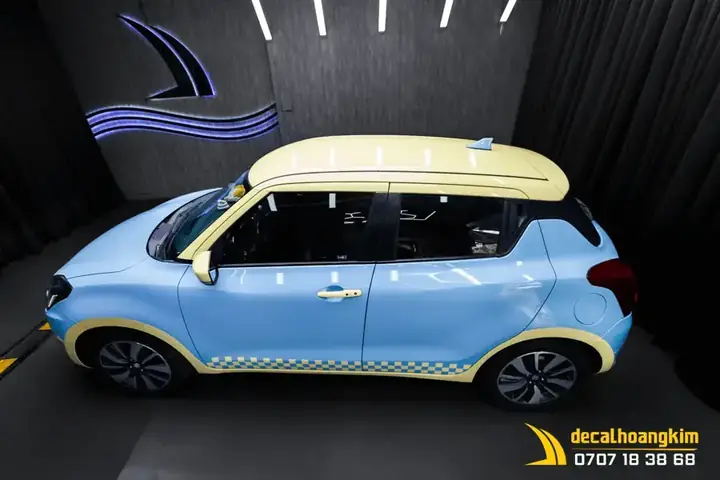 Dán Nóc Ô Tô Bằng Decal Màu