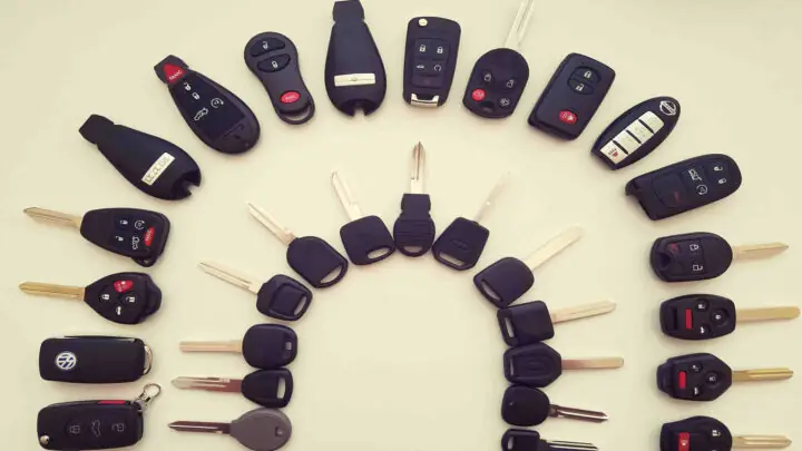 Chìa Khóa Thông Minh Ô Tô Hiện Đại