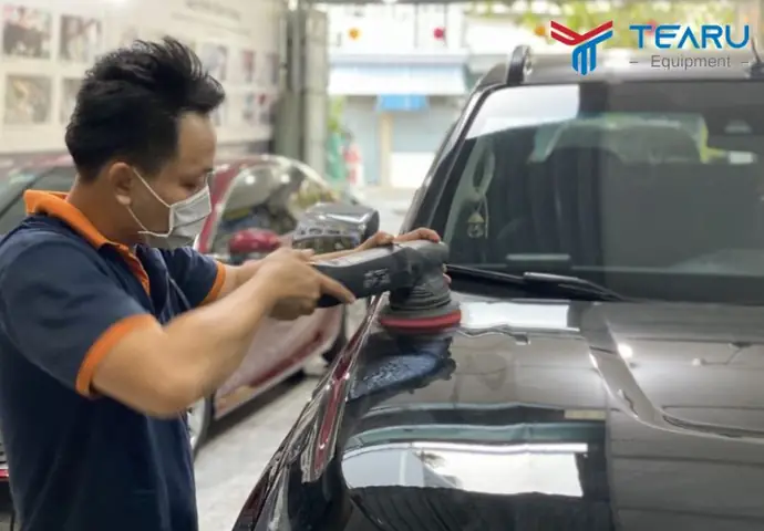 Hướng Dẫn Đánh Pát Xe Ô Tô Đúng Cách: Bí Quyết Bảo Vệ Lớp Sơn Xe