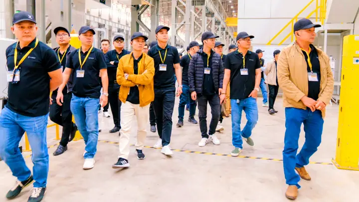 Công Nghệ Tự Động Hóa: Trái Tim Của Dây Chuyền Sản Xuất Vinfast