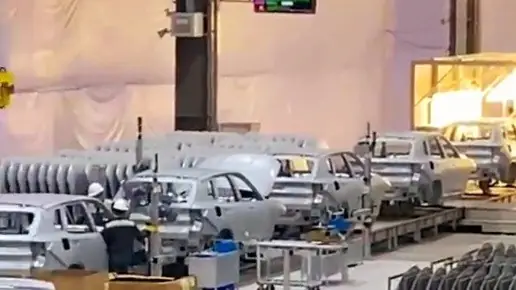 Công Nghệ Tự Động Hóa: Trái Tim Của Dây Chuyền Sản Xuất Vinfast