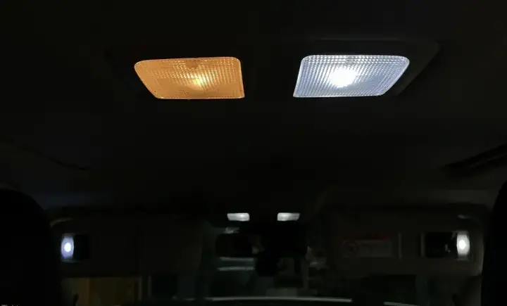 Ánh Sáng Trắng Tự Nhiên