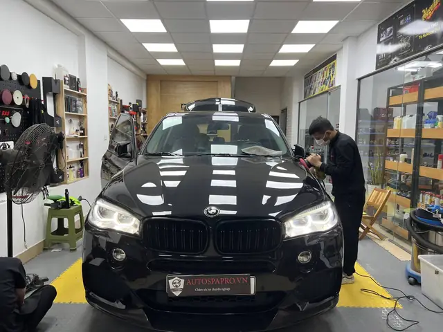 Có Nên Đánh Bóng Ô Tô Hay Không?