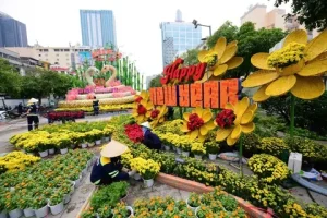 Điểm Giữ Xe Ô Tô Đường Hoa Nguyễn Huệ An Toàn, Tiện Lợi