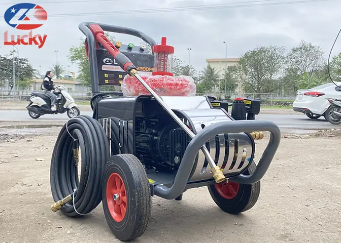 Thiết Bị Máy Trong Bộ Chăm Sóc Xe Ô Tô Cho Trung Tâm Diện Tích 100m2 – 150m2