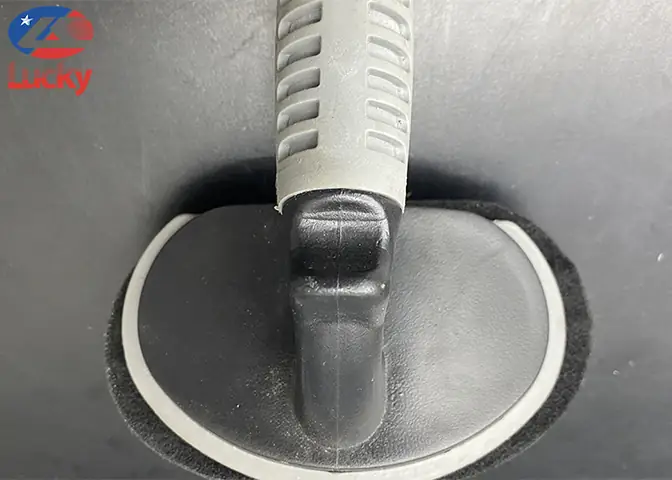 Dụng Cụ Hỗ Trợ Vệ Sinh Nội Thất