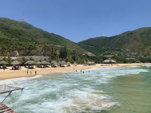 ‘du Lịch Bằng Ô Tô Tự Lái Rẻ Hơn Hẳn’ - Ảnh 1.