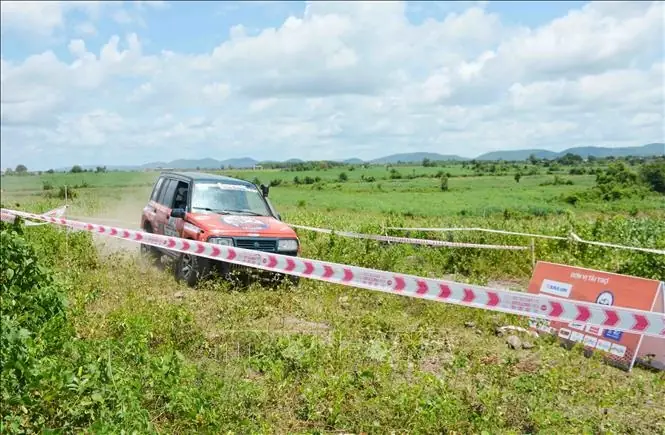 Đua Xe Ô Tô Vượt Địa Hình