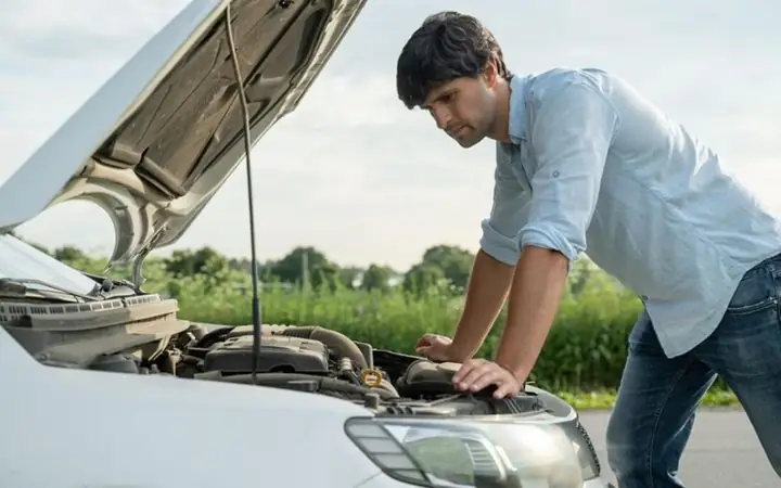 Vì Sao Chủ Xe Nên Luôn Chuẩn Bị Dụng Cụ Cứu Hộ Cho Ô Tô?