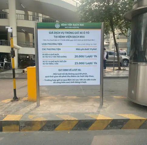 Dùng Xe Ô Tô Để Đưa Đón Khách