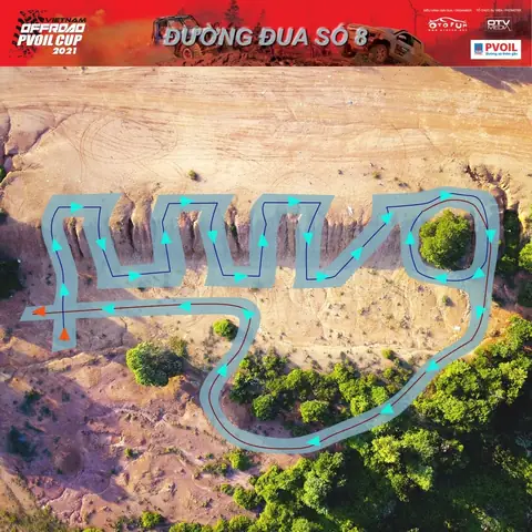 Đường Đua Số 8 - Vượt Dốc Nghiêng - Cb, Nc, Mr: Đặc Điểm Chính Của Đường Đua Này Là Các Tay Đua Phải Vượt Qua Một Sườn Dốc Nghiêng Nhiều Lần, Và Có Một Đoạn Đi Chéo Dốc. Đường Đua Này Dung Hoà 2 Yếu Tố Kỹ Thuật Xử Lý Địa Hình Dốc Và Tốc Độ Di Chuyển Trên Bề Mặt Đường Mấp Mô. Bài Thi Này Thiết Kế Cho 2 Hạng Nâng Cao Và Mở Rộng.