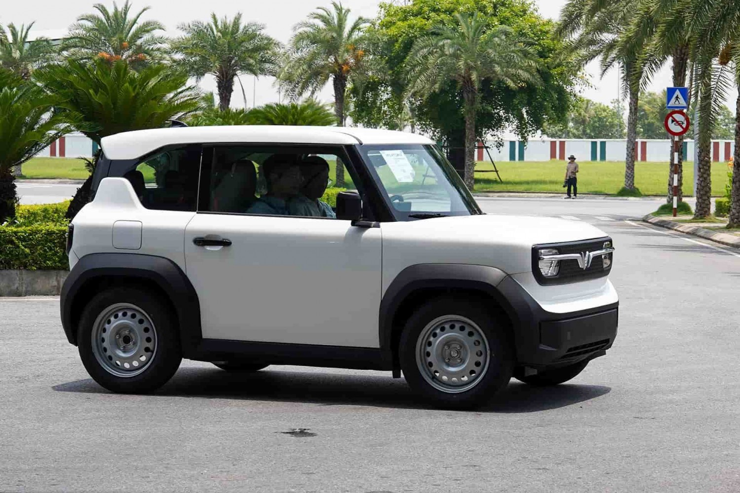 Kinh Nghiệm Sử Dụng và Bảo Dưỡng Gầm VF3: Kéo Dài Tuổi Thọ