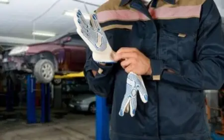 Lời Khuyên Khi Lựa Chọn Găng Tay Lái Xe Ô Tô