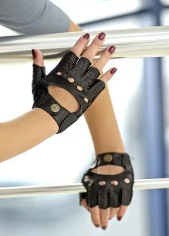 Găng Tay Lái Xe Ô Tô Cho Nữ