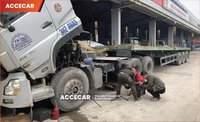 Gara Ô Tô Long Biên