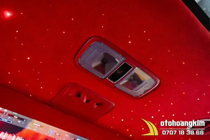 Có Nên Bọc Da Lộn Trần Xe Ô Tô?