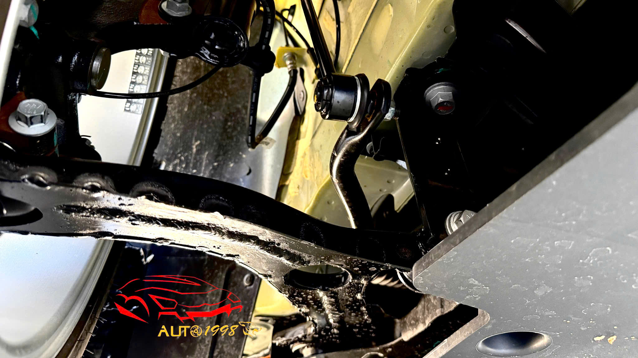 Quy trình gia cố càng A VF3 chuyên nghiệp: Hướng dẫn từng bước chi tiết