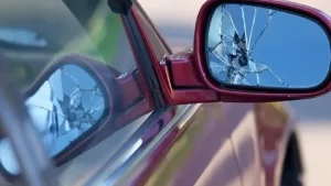 Nguyên Nhân Gương Chiếu Hậu Mercedes Bị Hỏng