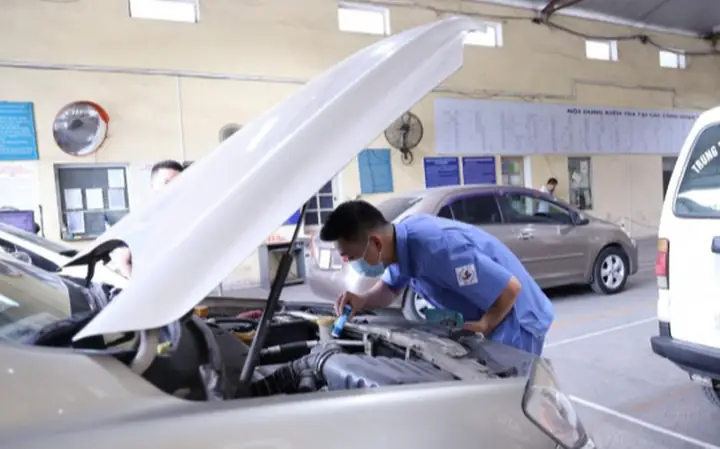 Khoảng 1,93 Triệu Ô Tô Được Tự Động Gia Hạn Đăng Kiểm Từ Hôm Nay