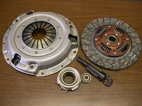 Các Yếu Tố Ảnh Hưởng Đến Giá Lá Côn Xe Ô Tô